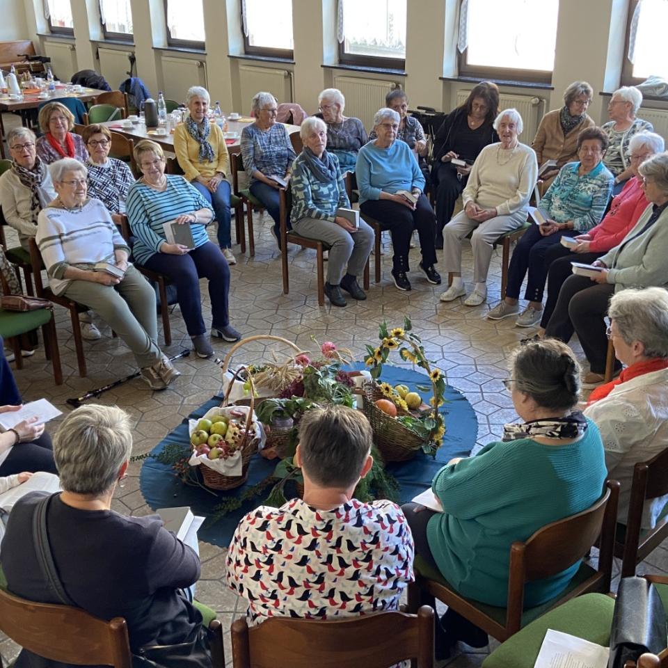 251103_2025 Foto 2 Erntedankfeierkfd